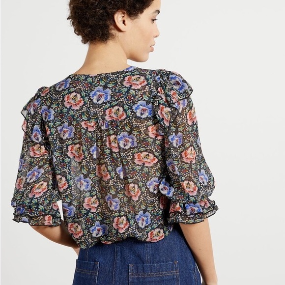 TIFNIE-Ruffled Floral V neck Blouse with 3/4 Sleeve - Picture 5 of 7